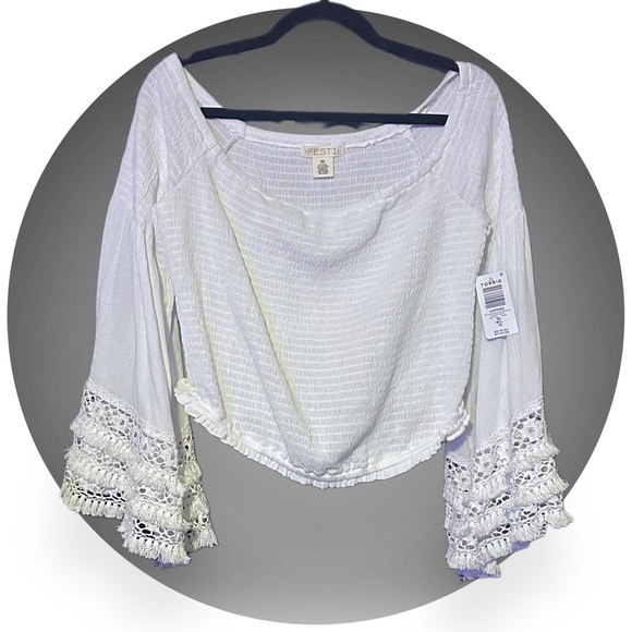 BOGO TORRID NWT FESTI Off Shoulder Crop Top - Picture 6 of 8